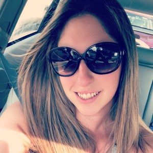 Meet your Posher, Abby